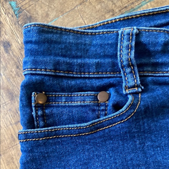 Fashion Nova Blue High-Waisted Jean Shorts - Picture 3 of 12